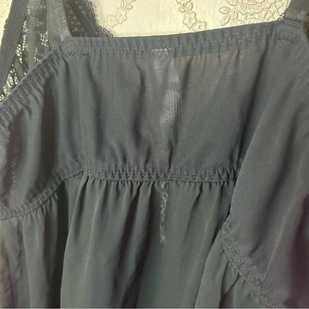 Black Lace Nightgown with White Accents Cacique Nightie no wire 18 20